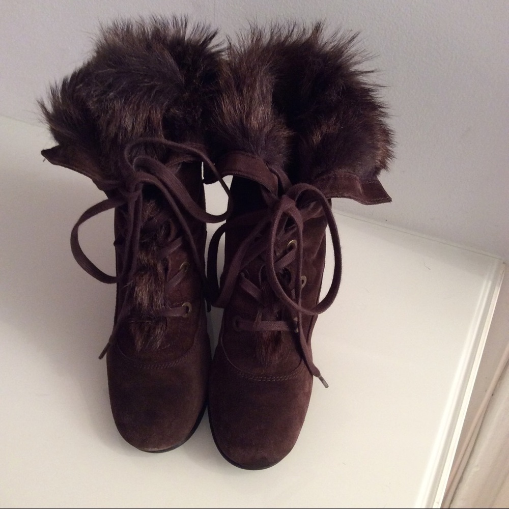 Stuart Weizmann Dark Brown Suede FurLined Booties